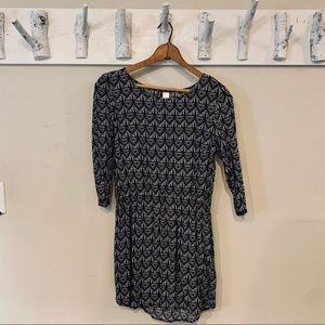 🔮H+M black and white patterned mini dress